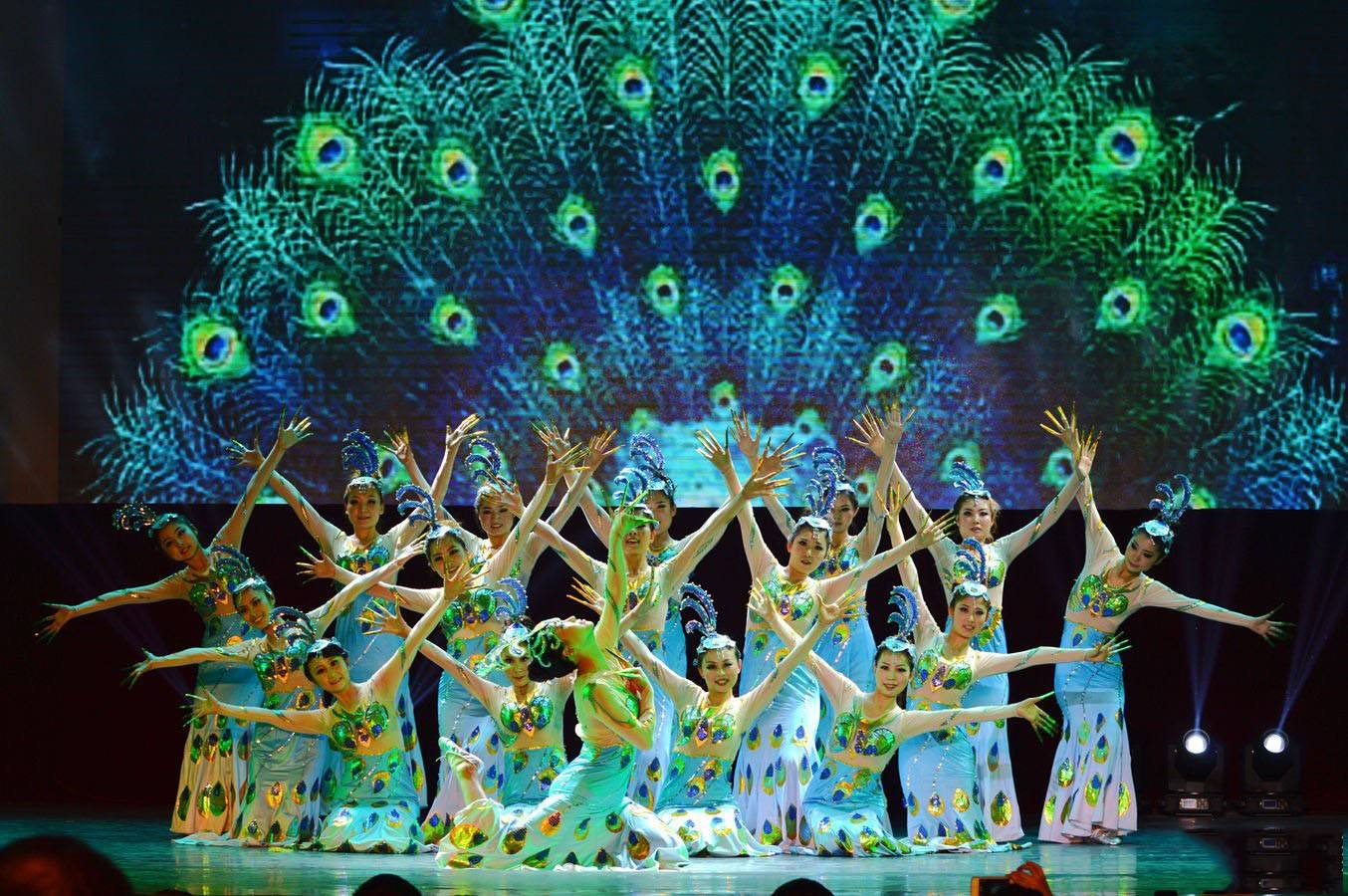 演藝公司服務(wù)品牌依賴哪些文化資源 演藝公司服務(wù)品牌依賴哪些文化資源